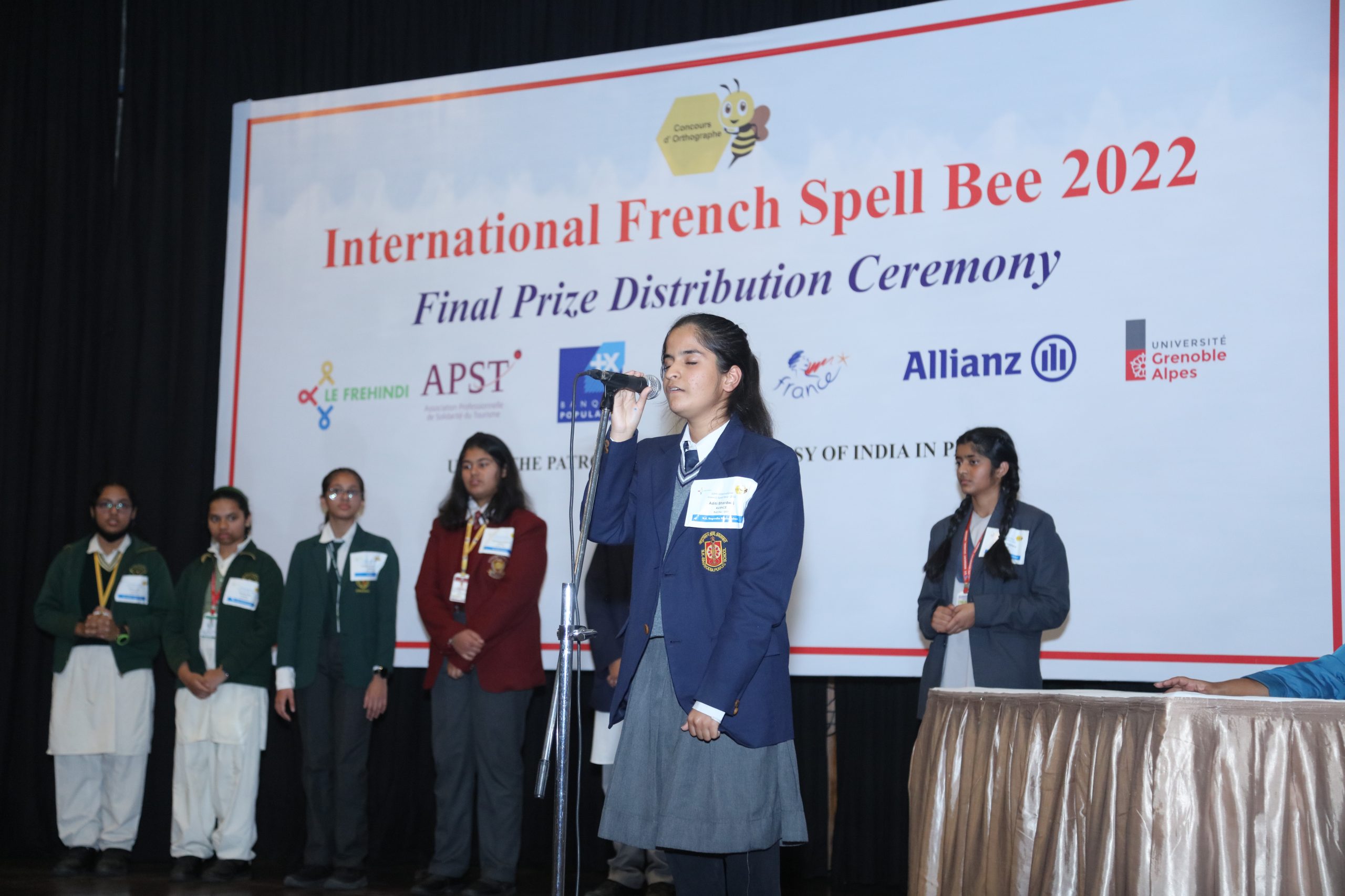 “Unleashing Potential: Personal Growth and Confidence Building through the International French Spell Bee”
